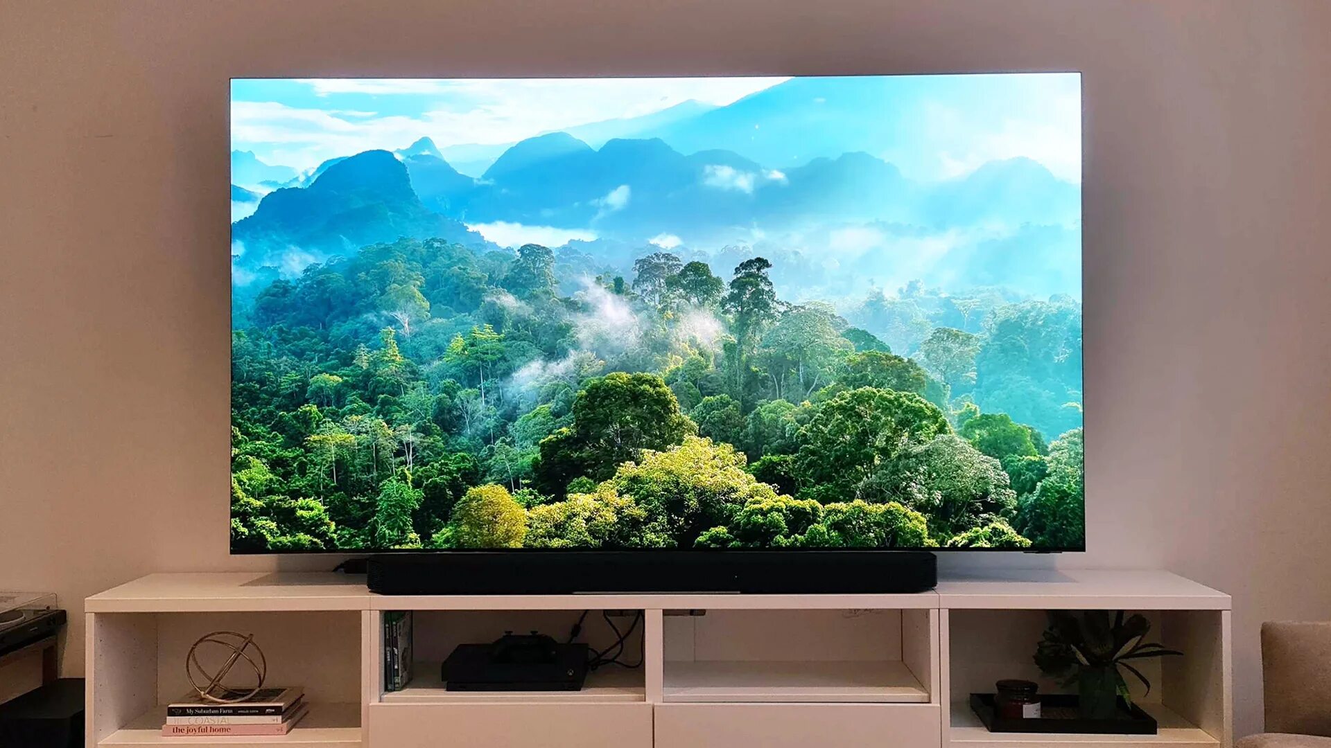 Телевизоры qled 2022. Samsung s95b QD-OLED. Samsung qs95b. Телевизор Samsung s95b OLED. Samsung Neo QLED 8k 2023.