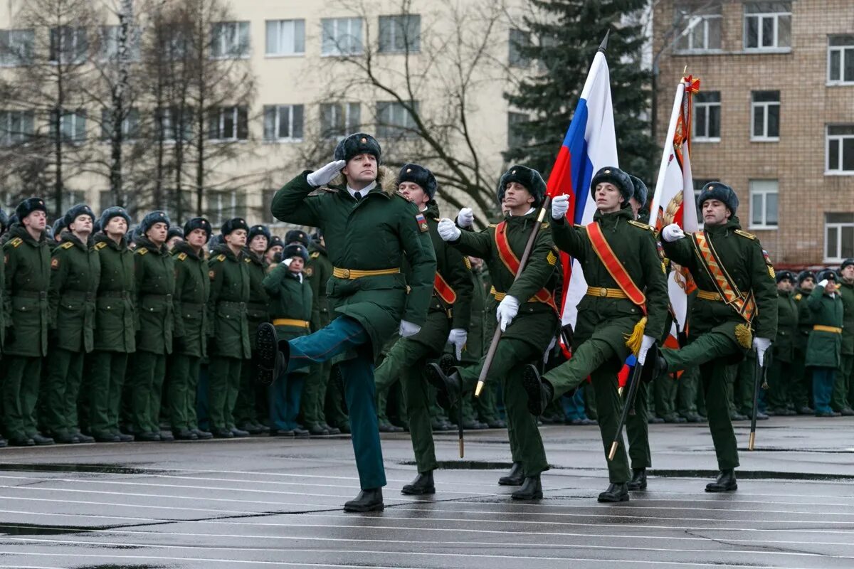 Дисциплина командный. Московское высшее общевойсковое командное училище. МВВКУ Московское высшее военное командное училище военный. Московский военный институт Министерства обороны общевойсковая. Московское общевойскового военного командного училища России.