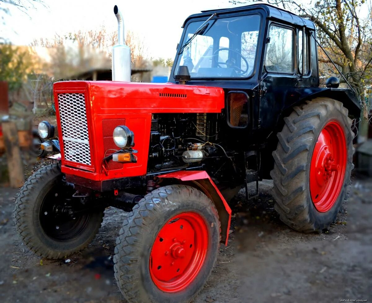 Авто купить трактор. МТЗ-80 трактор. Трактор - т МТЗ 80. Трактор Беларус МТЗ-80,82. Трактор МТЗ 80 красный.