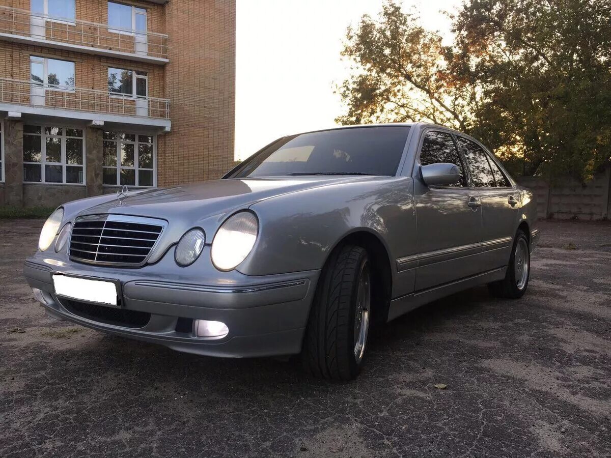 3. Mercedes w210 2001. Мерс 210 рестайлинг. Мерседес 210 кузов рестайлинг. Мерседес w210 рестайлинг.