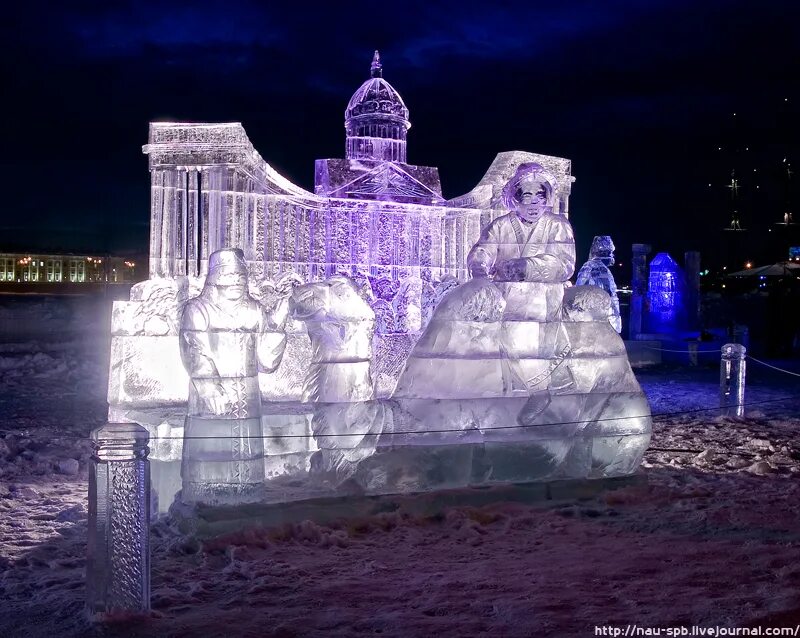 Ледовый городок Санкт-Петербург Петропавловская крепость. Ледяные фигуры СПБ 2024 Петропавловская крепость. Петропавловская крепость ледовые скульптуры. Фигуры изо льда Петропавловская крепость.