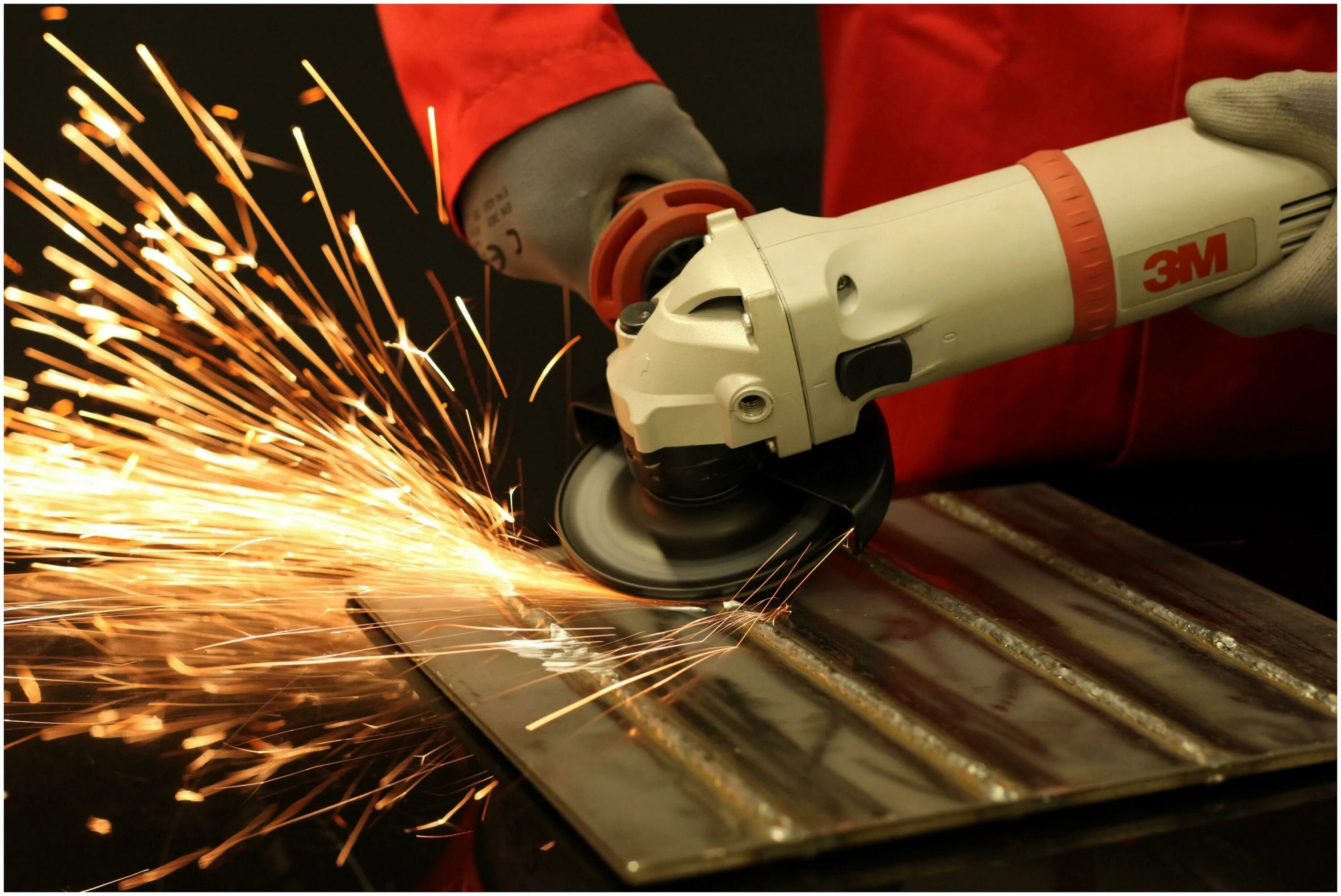 Bosch gws 13-125 cie. шлифовка внутренних поверхностей металл. 55073. работа абразивным инструментом. обработка металла.