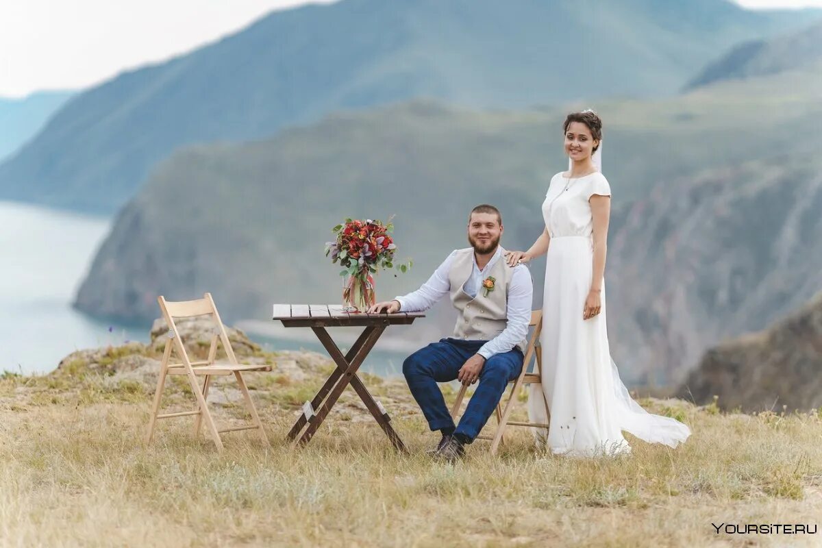 Невеста тур на русском. Свадебная фотосессия на Байкале. Свадебный туризм. Свадьба тур. Свадьба туристическая.