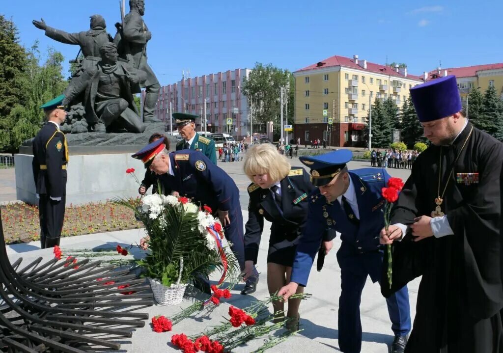 Брянск пограничный. Герои пограничники. пограничники брянск. сквер героев пограничников сортавала. герои брянщины.