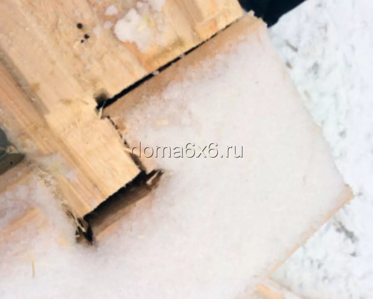 Соединение теплый угол. Тёплый угол из бруса 150х150. какие бывают теплые углы в брусе. когда лучше всего запенивать заделывать теплый угол ?.