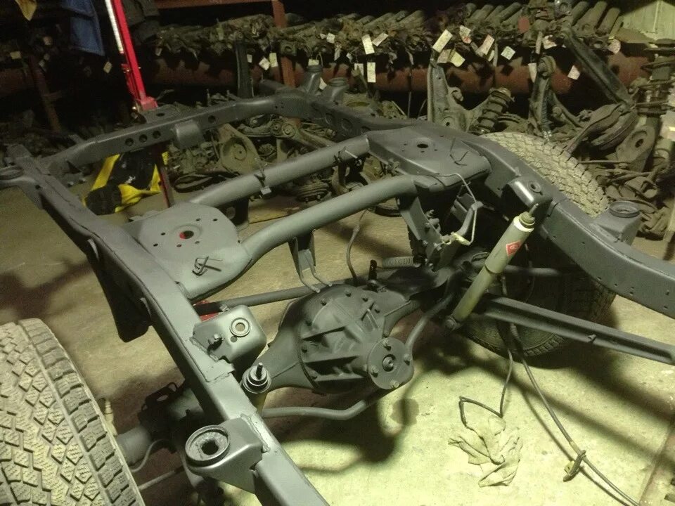 Рама mitsubishi pajero 2. Mitsubishi pajero sport 1 рама. Рама паджеро спорт 1. Рама паджеро спорт 1. Pajero sport 1 рама.
