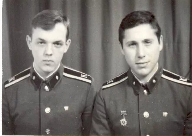 Орловское училище связи. Новочеркасское училище связи выпуск 1981 год. Фапси орел. Высшее командное орловское военное училище связи кгб. Орловское военное училище связи.