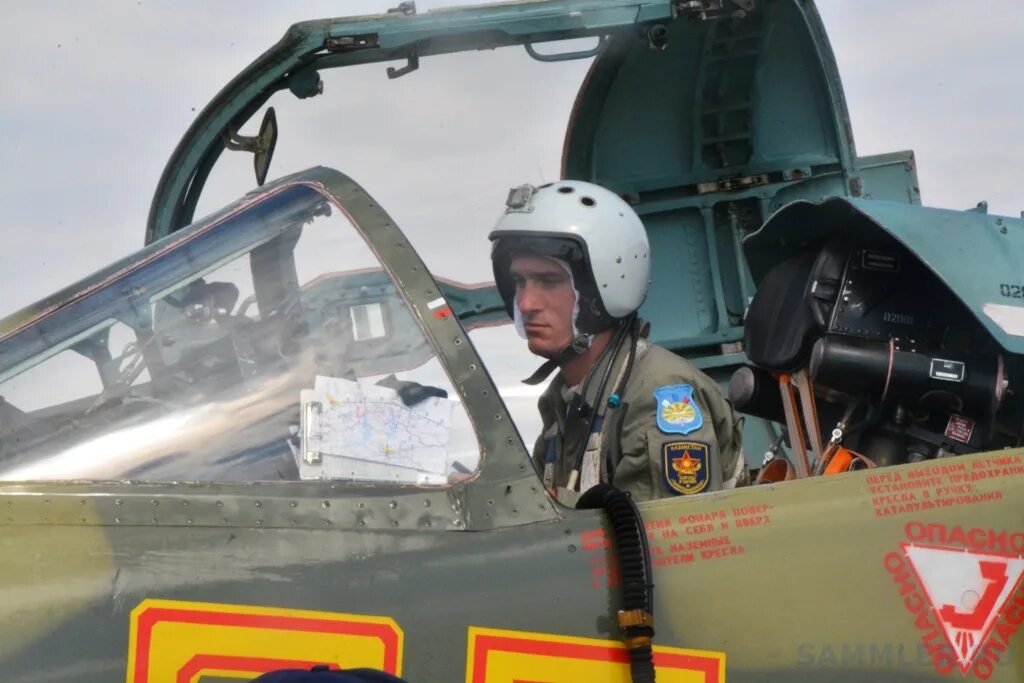 ардана ботай. военный летчик казахстан. летчик казах. летчик казах. военный летчик казахстан.