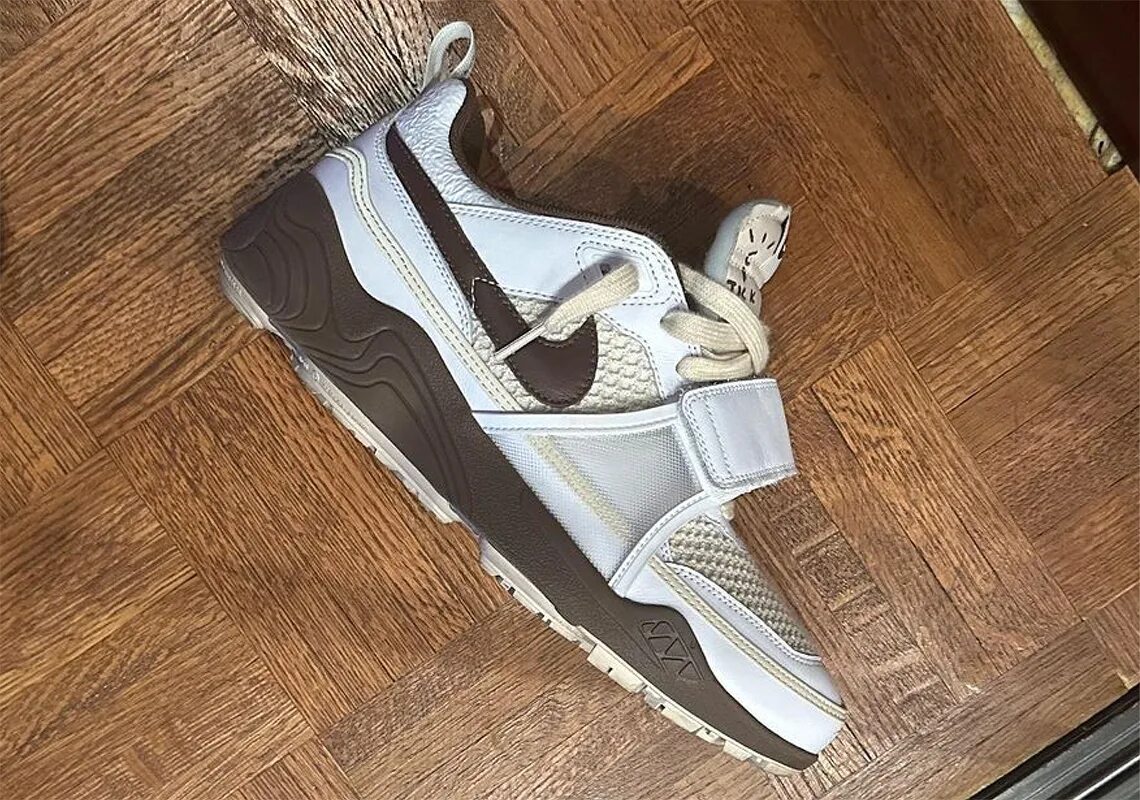 Travis scott x jordan cut the check. Travis scott nike 2025. 2025 travis nike. кроссовки travis scott x jordan cut the check sp &#039;sail&#039; nike. travis scott jordan cut the check.