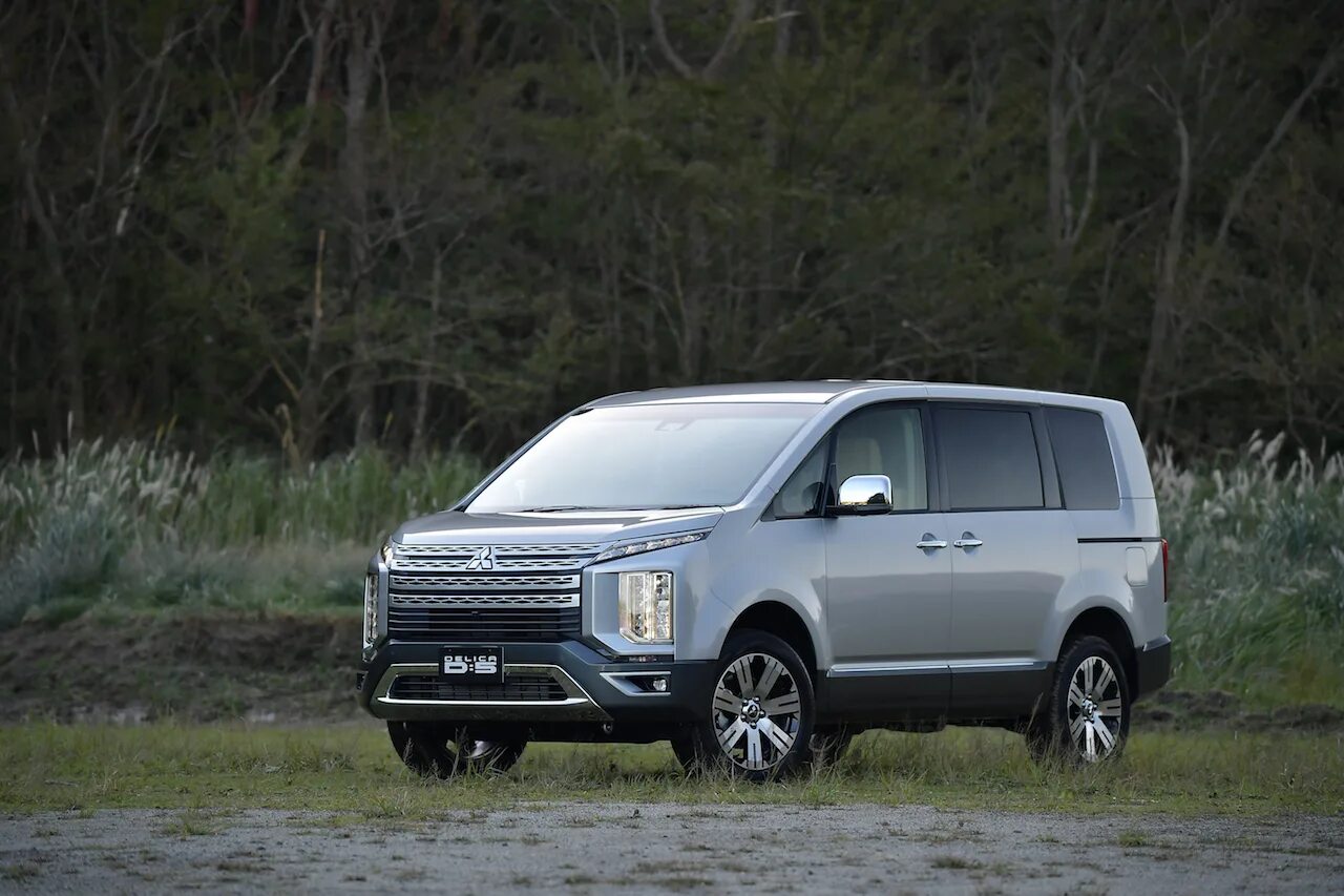 Mitsubishi Delica d5. Mitsubishi Delica d:5. Mitsubishi Delica d5 2019. Mitsubishi Delica 2022.