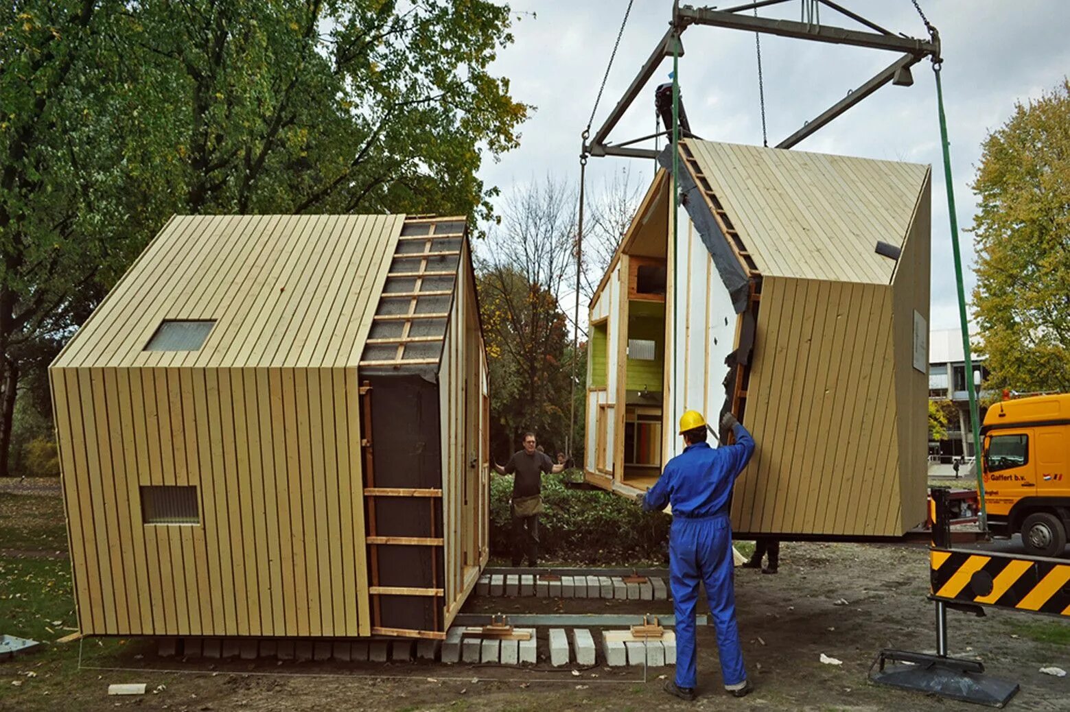 Сборка модульного дома