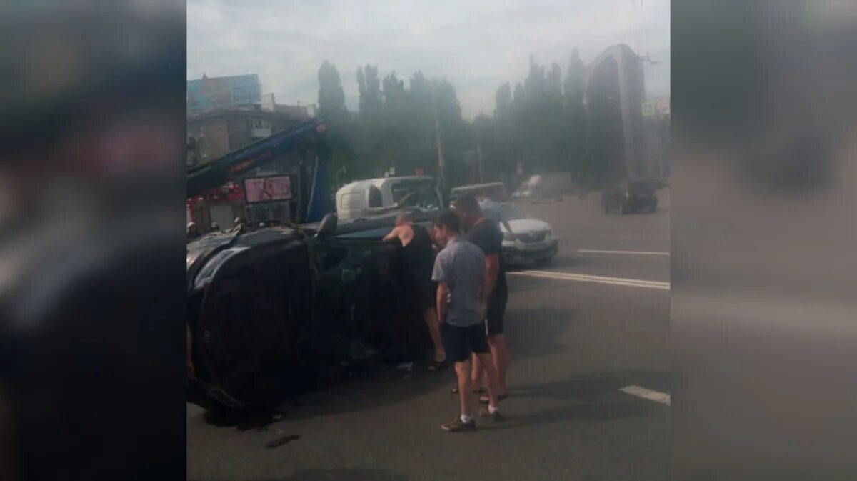 07.10 23. Сэмми Джабраил авария. Сэмми Джабраил ДТП. Авария на заставе Воронеж 8.12.22. Авария в Воронеже вчера на Донбасской.