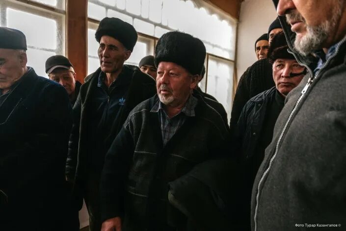 Старый икан прогноз. Икан старый. старый икан казахстан. икан поселок.. село «старый икан» в казахстане памятник сталину.