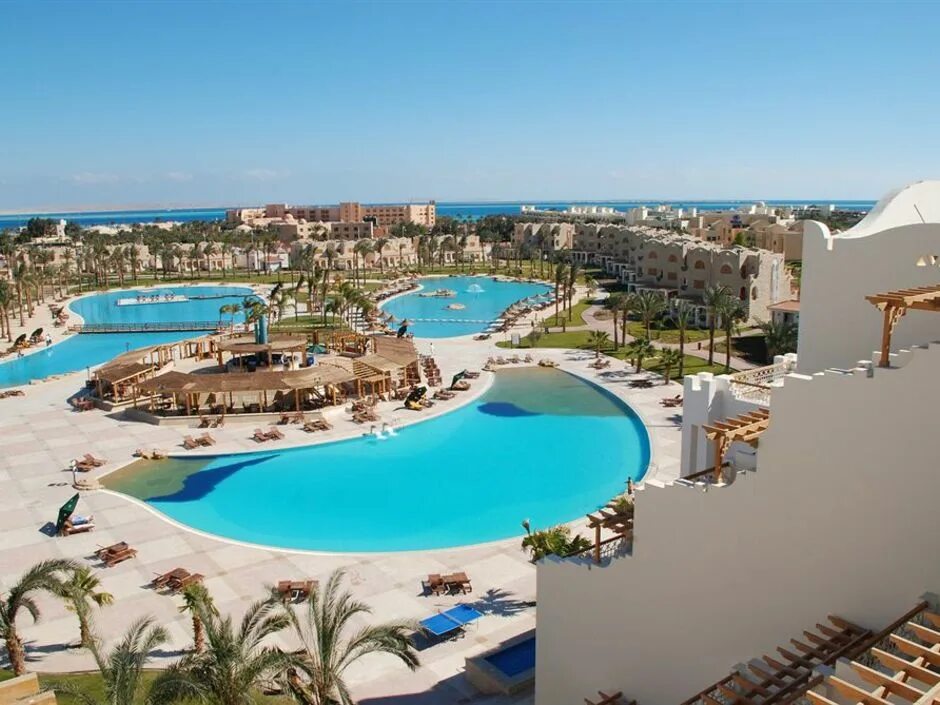 Blu spa resort hurghada 5. Royal Lagoon Resort Aqua Park Хургада. Royal Lagoons Aqua Resort 5*. Royal Lagoons Aqua Park Resort & Spa 5*. Роял Лагуна Резорт Хургада 5.