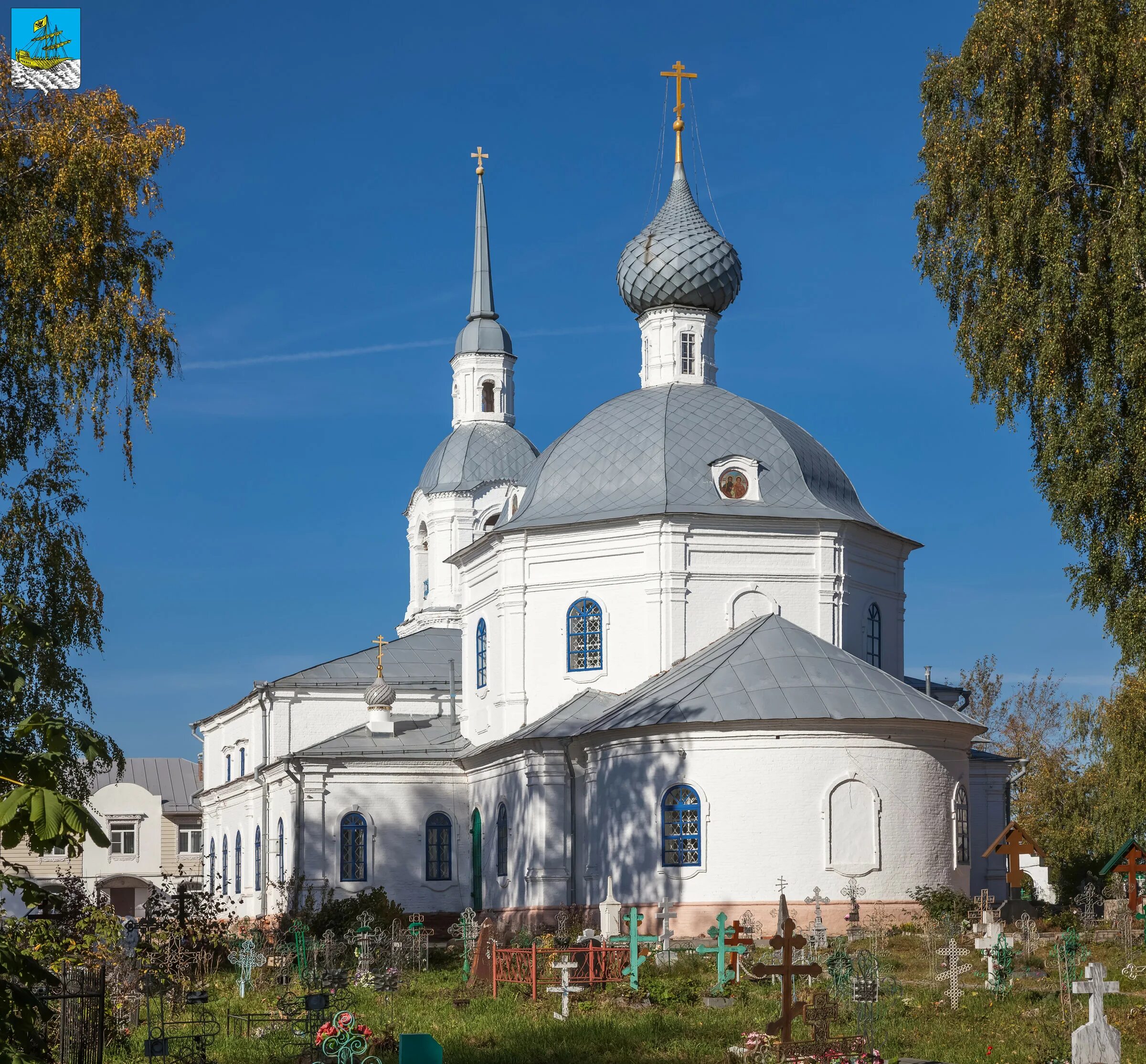 Храм александры и антонины кострома. Храм Александра и Антонины Кострома. Храм святых Александра и Антонины в Костроме. Церковь в селище Кострома. Кострома селище Церковь Антонины и Александра.