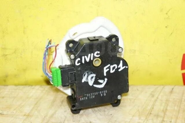 Заслонка печки хонда цивик ферио. Где находятся заслонки печки хонде цивик ферио. Сервопривод печки хонда цивик 5д 2008. Датчик атмосферного давления honda cbr 1000rr. Сервопривод хонда.