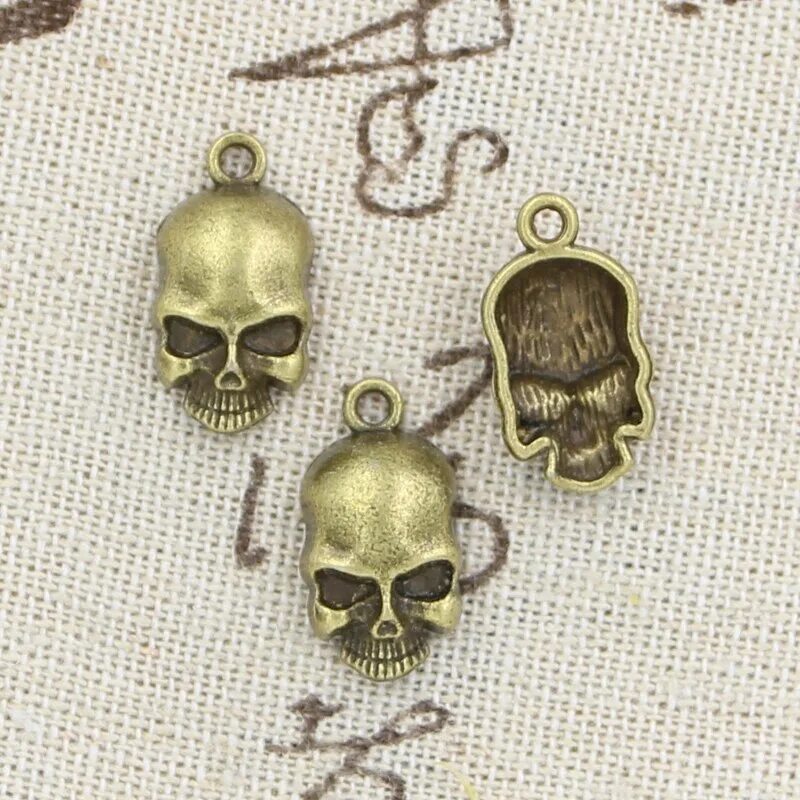 Skull 18