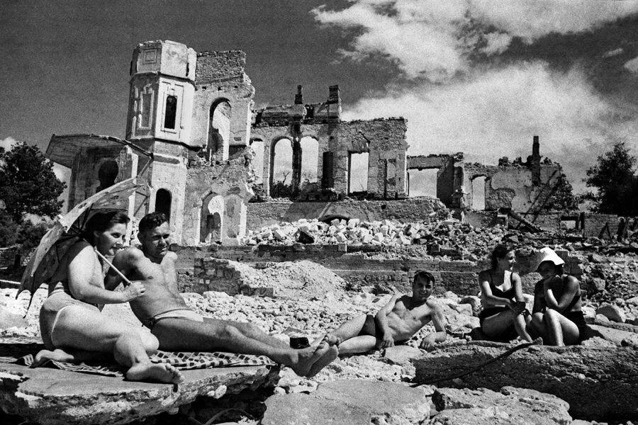 Освобождение крыма и севастополя в 1944 году. 2 мая 1944. 2 мая 1944. 2 мая 1944. Освобожденный севастополь май 1944.