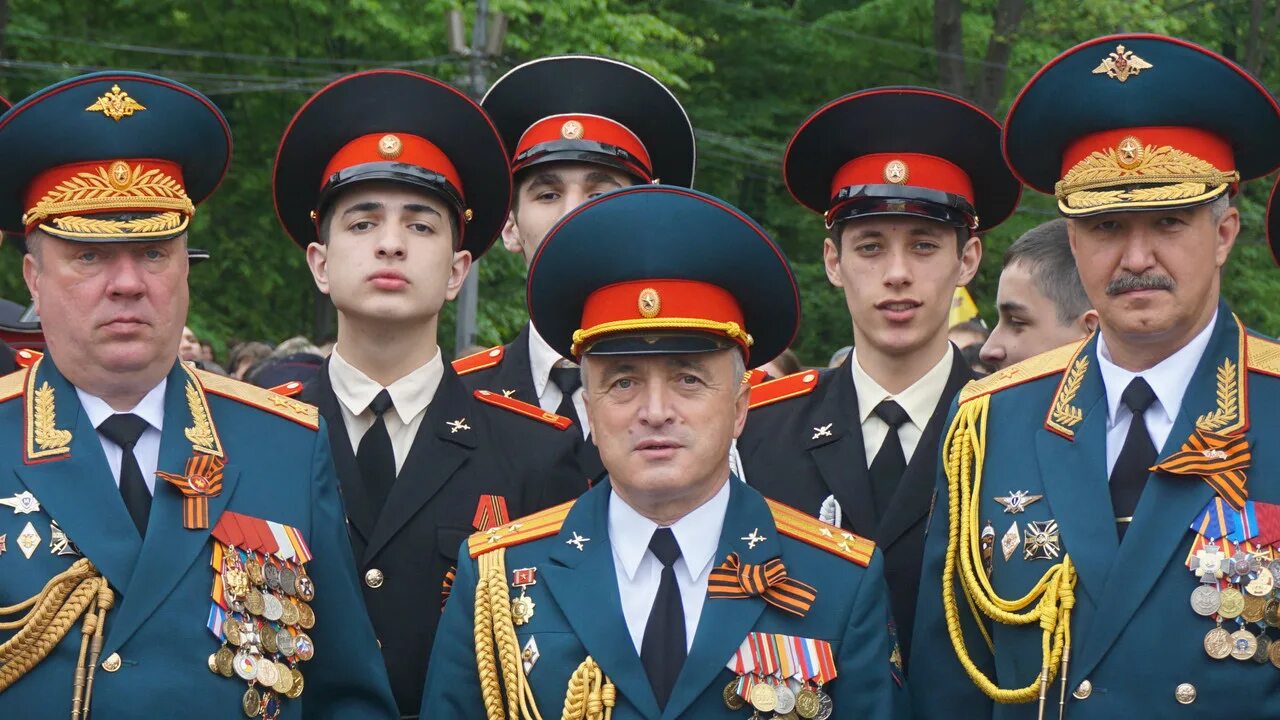 Парадная форма вооруженных сил российской федерации. Кузовлев генерал лейтенант. Кузовлев генерал полковник.