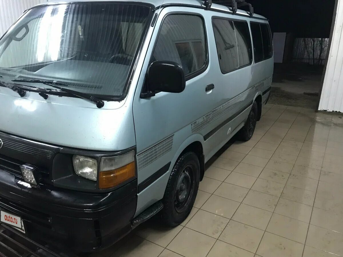 тойота региус дизель заднеприводный. Toyota hiace 1997. тойота хайс 1997 года. тойота хай айс 1995. Toyota hiace h100 1997 года.