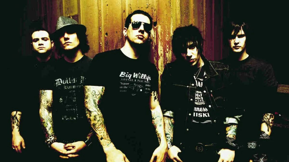 Avenged sevenfold эмблема. Avenged sevenfold - waking the fallen- resurrected. Avenged sevenfold фото. Avenged sevenfold deathbat. Avenged sevenfold the stage.