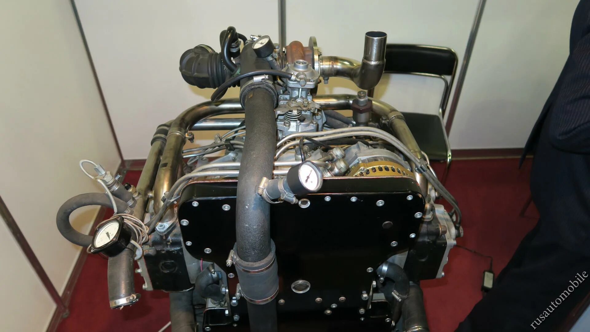 Газовый двигатель. Презентация алексей моторов. Паровой бесшатунный двигатель. Бесшатунный двс баландина. Бесшатунный двигатель бсм 1200.