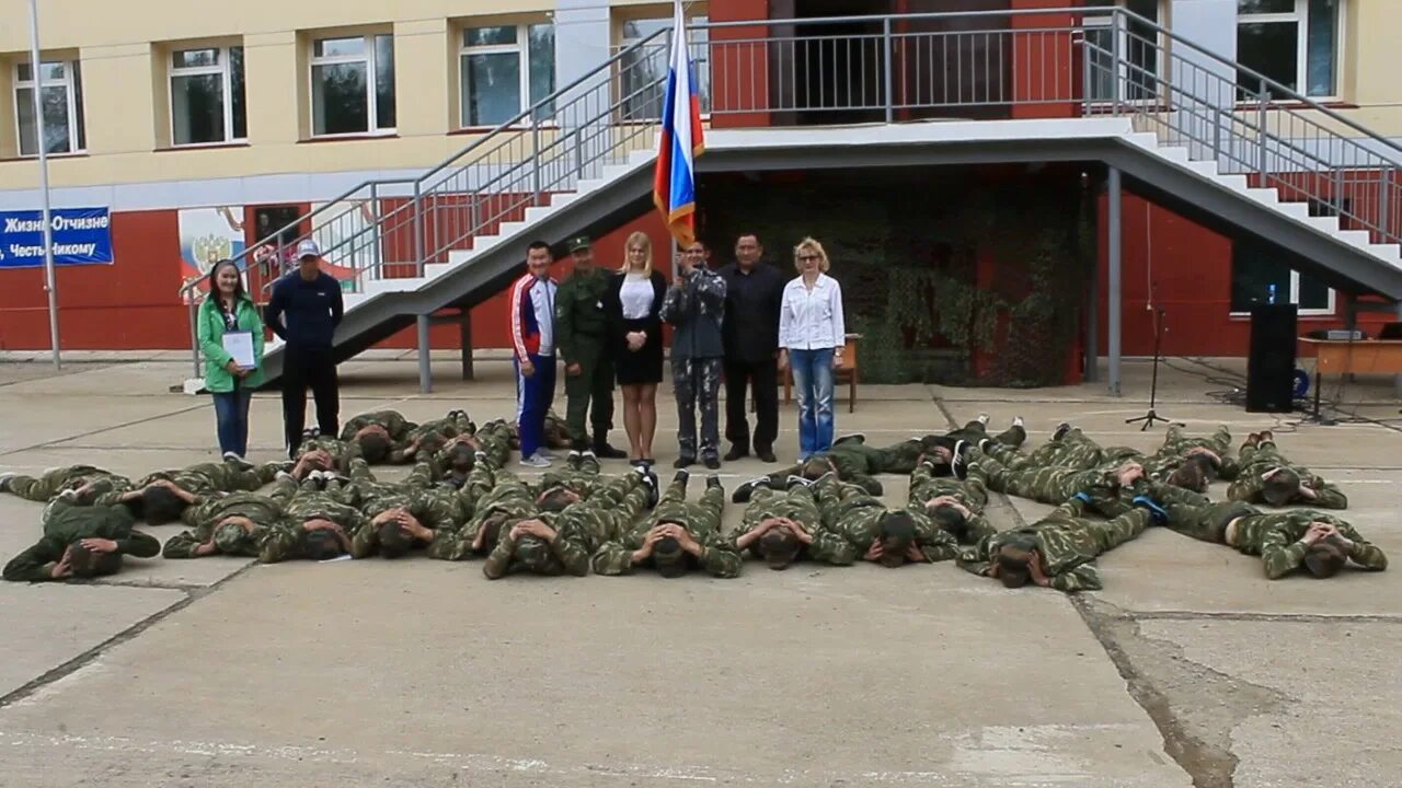 Погода чернышевский саха якутия. П Чернышевский Саха. Посёлок Чернышевский Республика Саха Якутия. Посёлок Чернышевский Республика Саха Якутия школа 3. Якутия Чернышевский Одноклассники.