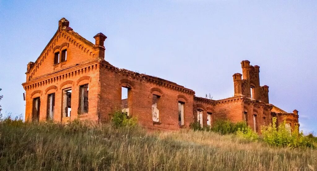 Село порошино. Барский дом Козловка Пачелмский район. Барский дом Пачелмский район. Усадьба помещика Турчанинова в селе Козловка. Село Козловка Пачелмского района усадьба.