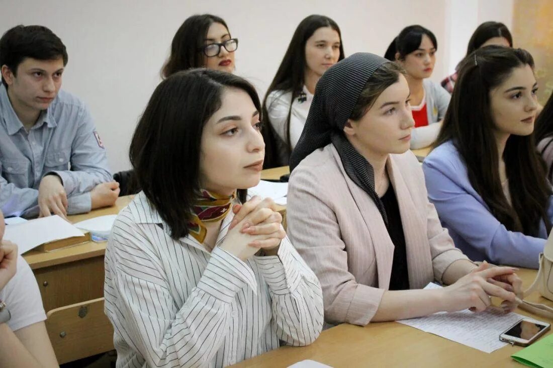 Кбгу адрес. Университет КБГУ В Нальчике. КБГУ Бербекова Нальчик. Бербекова м х КБГУ. Медицинская Академия КБГУ Нальчик.