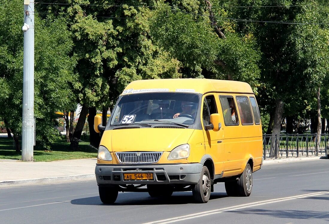 ГАЗ 322132 маршрутное такси. ГАЗ 322132 Х 145 АС 52. Астраханские маршрутки. Маршрутное такси Астрахань.