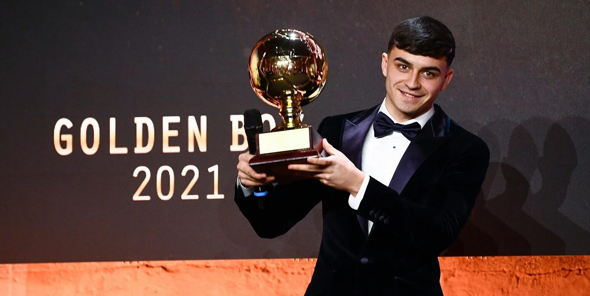 Голден бойс. Pedri Golden boy. Премия Golden boy. Golden boy 2021. Golden boy 2022.