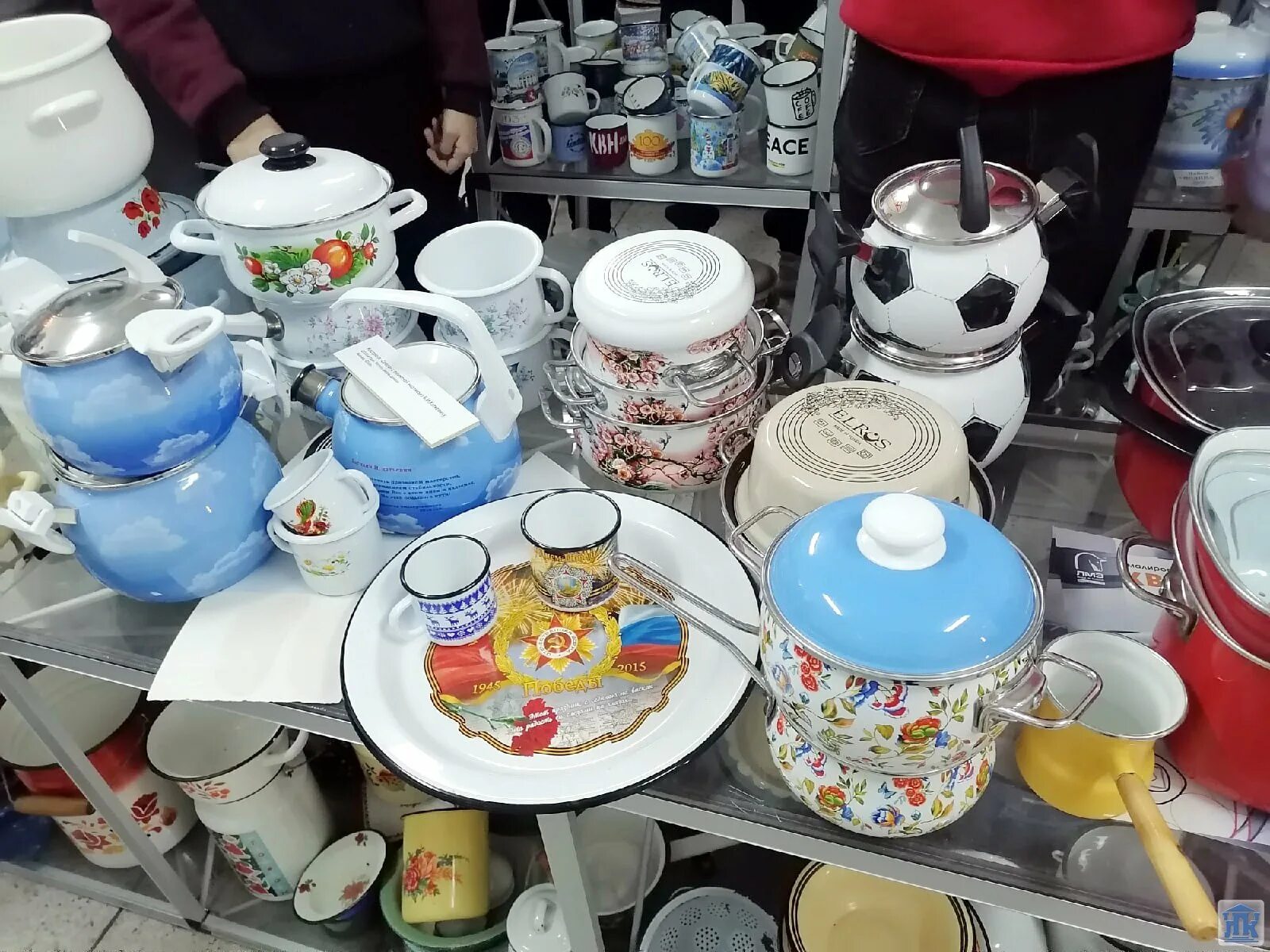 Набор кастрюль лэ №124/4 татьяна. Кастрюля лысьвенский завод эмалированной посуды с-1618ап2/4 6 л. Кастрюля 2 л с-3910ап2. 2 л 303488. Кастрюля лысьвенский завод эмалированной посуды с-16141/4 4,3 л.