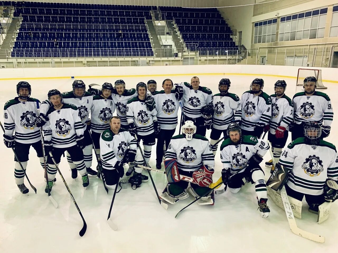 Хк торпедо кульбаков. Торпедо динамо м хоккей. Хк торпедо дсо. Динамо торпедо. Торпедо нижний новгород динамо.