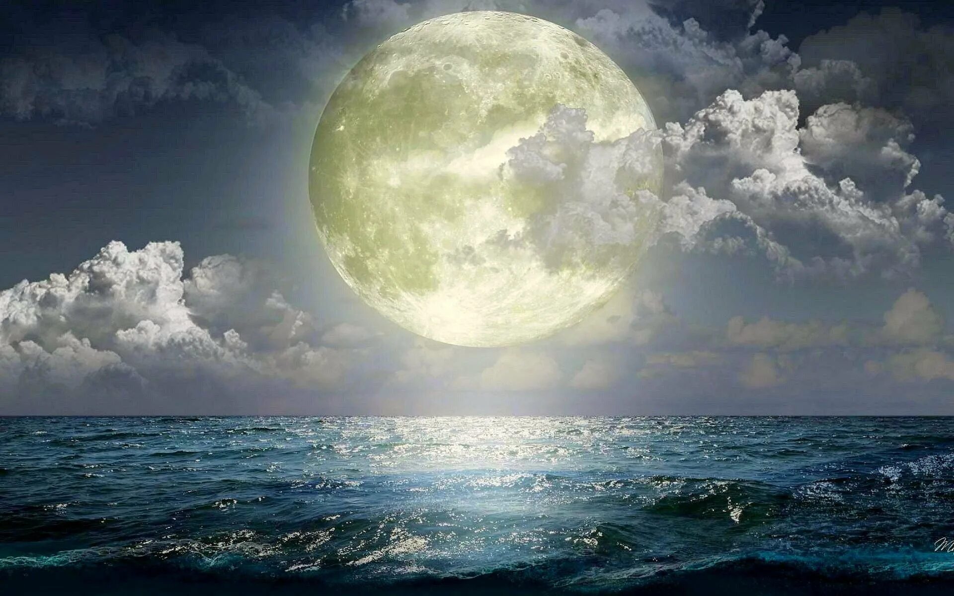 Лунный пейзаж. Луна и море. Ночное море. Лунная ночь.