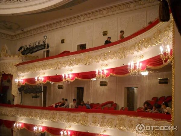 Театр оперы и балета казань зал. Театр мусы джалиля казань схема зала. Театр оперы и балета имени мусы джалиля. Театр оперы и балета имю м джалиля. Театр оперы и балета казань.