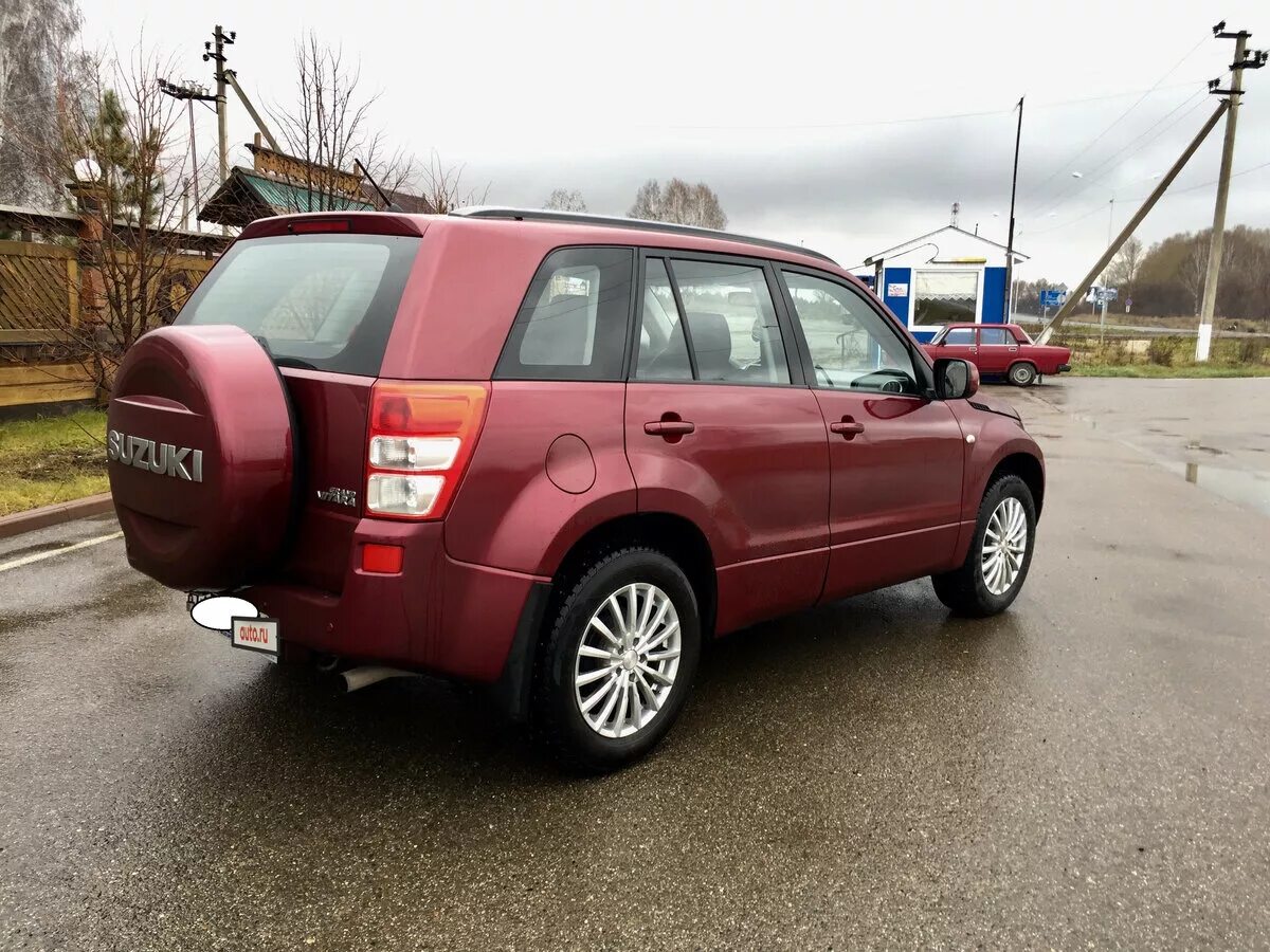 Купить сузуки витара дром. Grand Vitara 3 бордовая. Suzuki Grand Vitara черно Вишневая. Сузуки Гранд Витара гранатовый цвет. Сузуки Гранд Витара 2007 в матовый цвет.