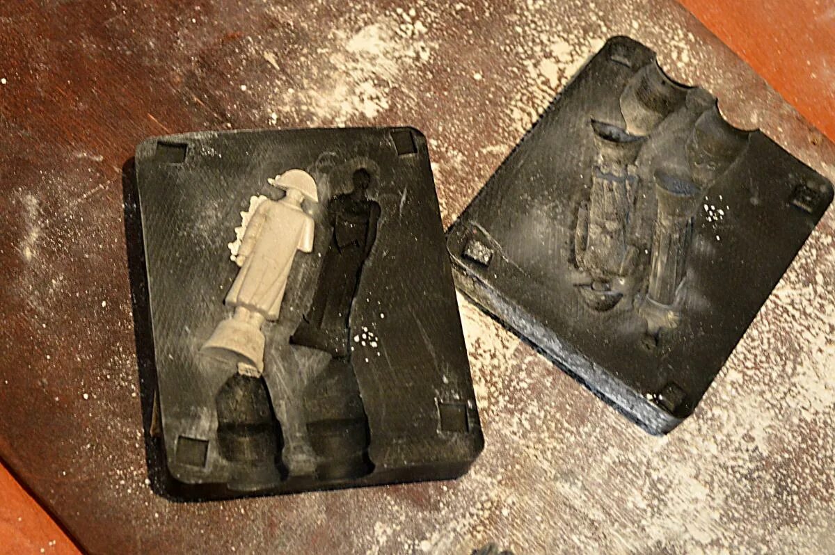 Пресс форма для солдатиков. Формы для отливки оловянных солдатиков. Формы для отливки солдатиков купить. Набор для литья оловянных солдатиков. Формочки для отливки оловянных солдатиков.