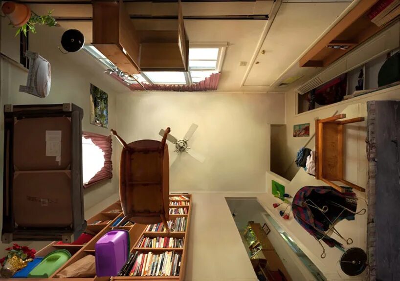 комната снизу. потолок с подсветкой. комната для фотошопа. комната вид снизу. интерьер комнаты вид снизу.