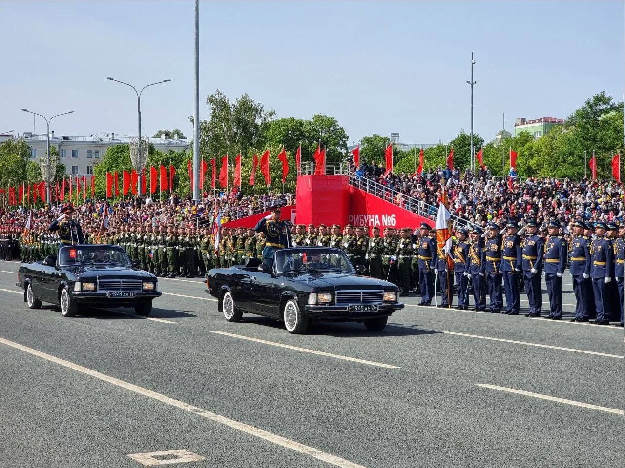 Снял парад. Парад в Самаре 2023. Парад Победы в Самаре. Парад Победы в Самаре 2023. Парад Победы 2023 в Тольятти.