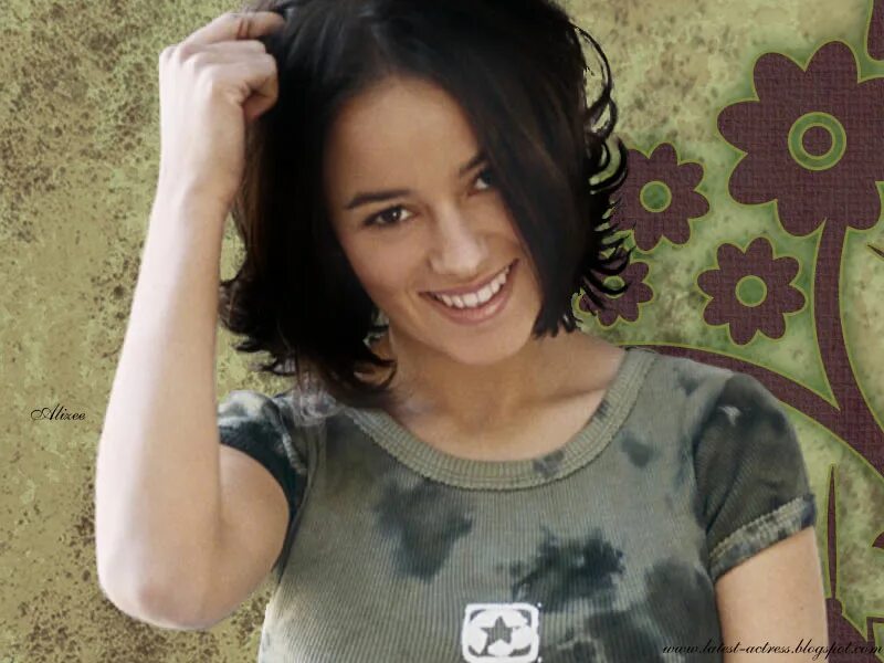 Alizee. Alizee 2023. Alizee 1999. Alizee фото. Французские певицы 2023