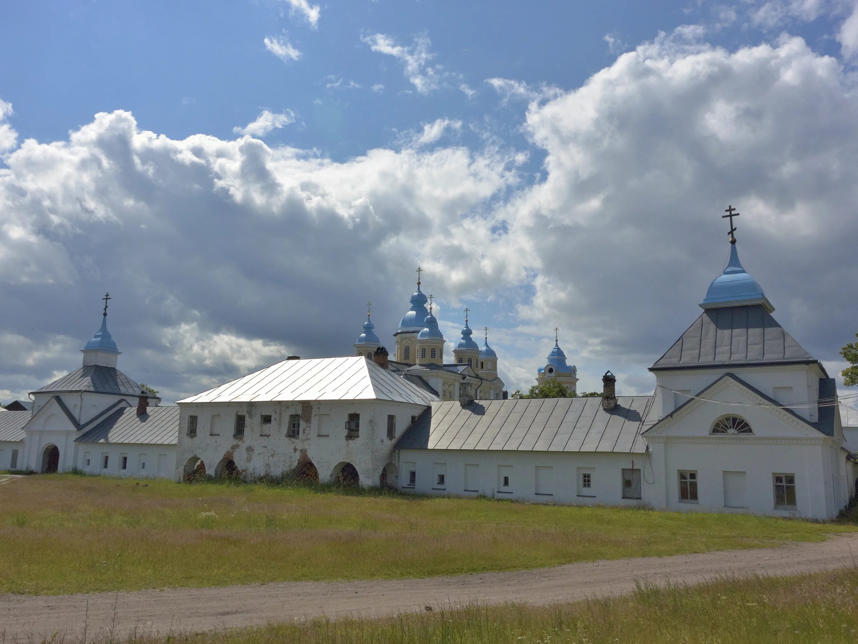 Коневский монастырь. Коневский монастырь на острове коневец. Коневский рождество-богородичный. Коневский монастырь сайт. Остров коневец на ладоге монастырь.