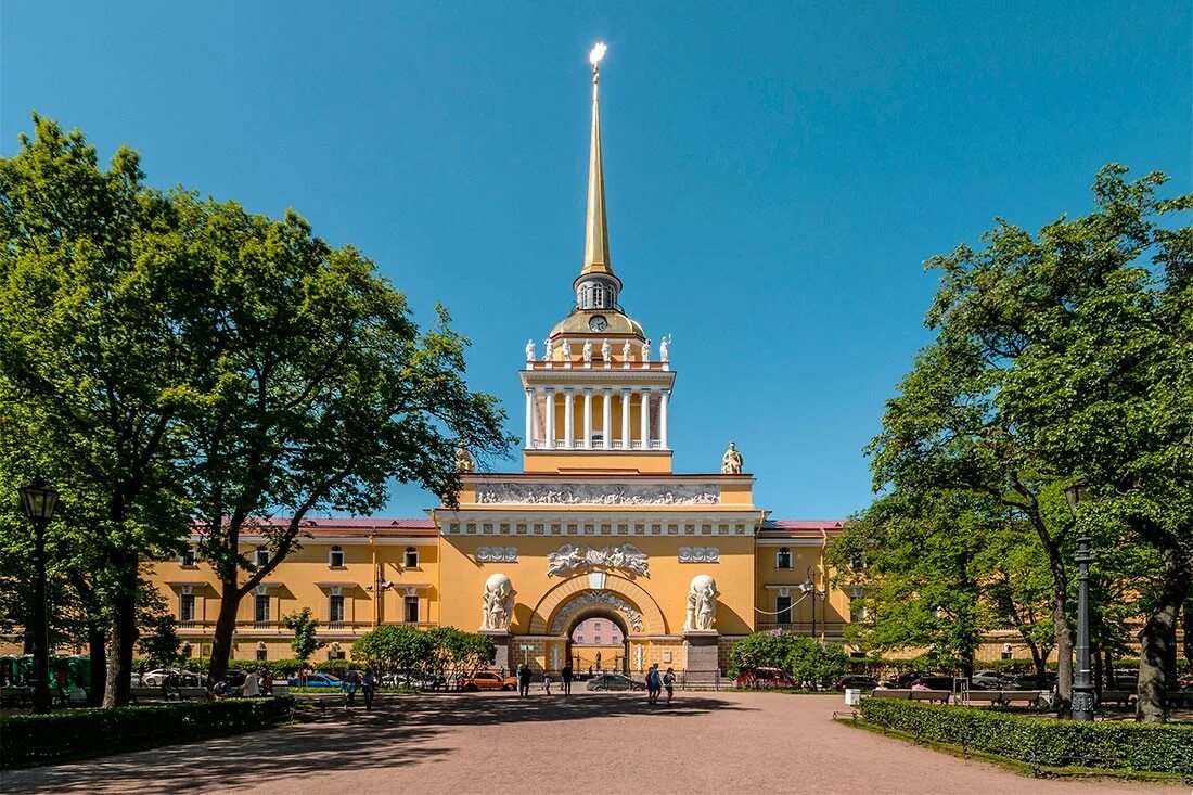 Воскресенский собор смольного монастыря. Исаа́киевский собо́р, санкт-петербург. Здание адмиралтейства в санкт-петербурге. Смольный собор в санкт-петербурге. Архитектура спб исаакиевский собор.
