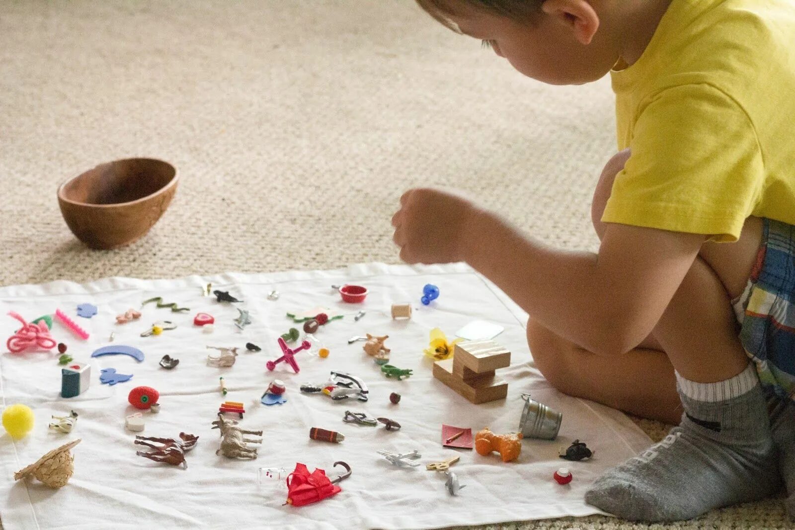 The lost vikings. Диносис сурвайвл. Макс пейн 2 игра. Дети в детском саду. Game year old.