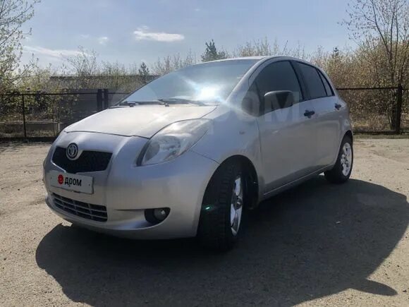 Тойота yaris 2007. Тойота ярис 2007 г. Ярис 2007 год. Тойота ярис 2007 год акб. Магнитола тойота ярис 2007.