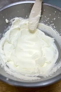 Сколько взбивать творожный крем