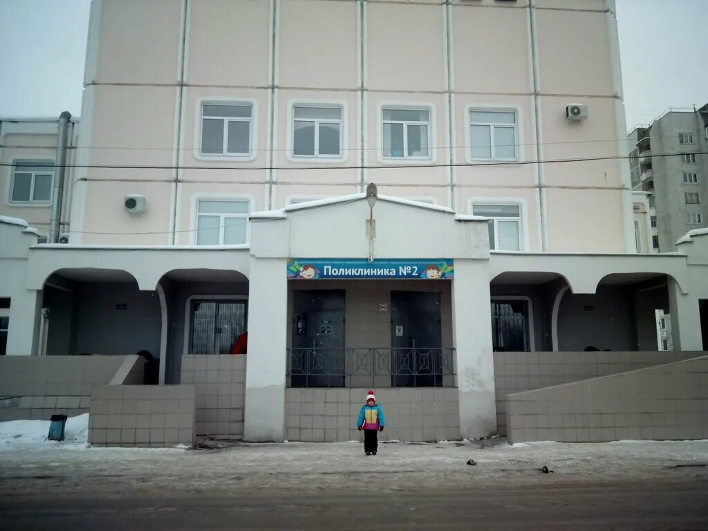 Власти Махачкалы разберутся со столичной детской поликлиникой № 3 Сергей Меликов