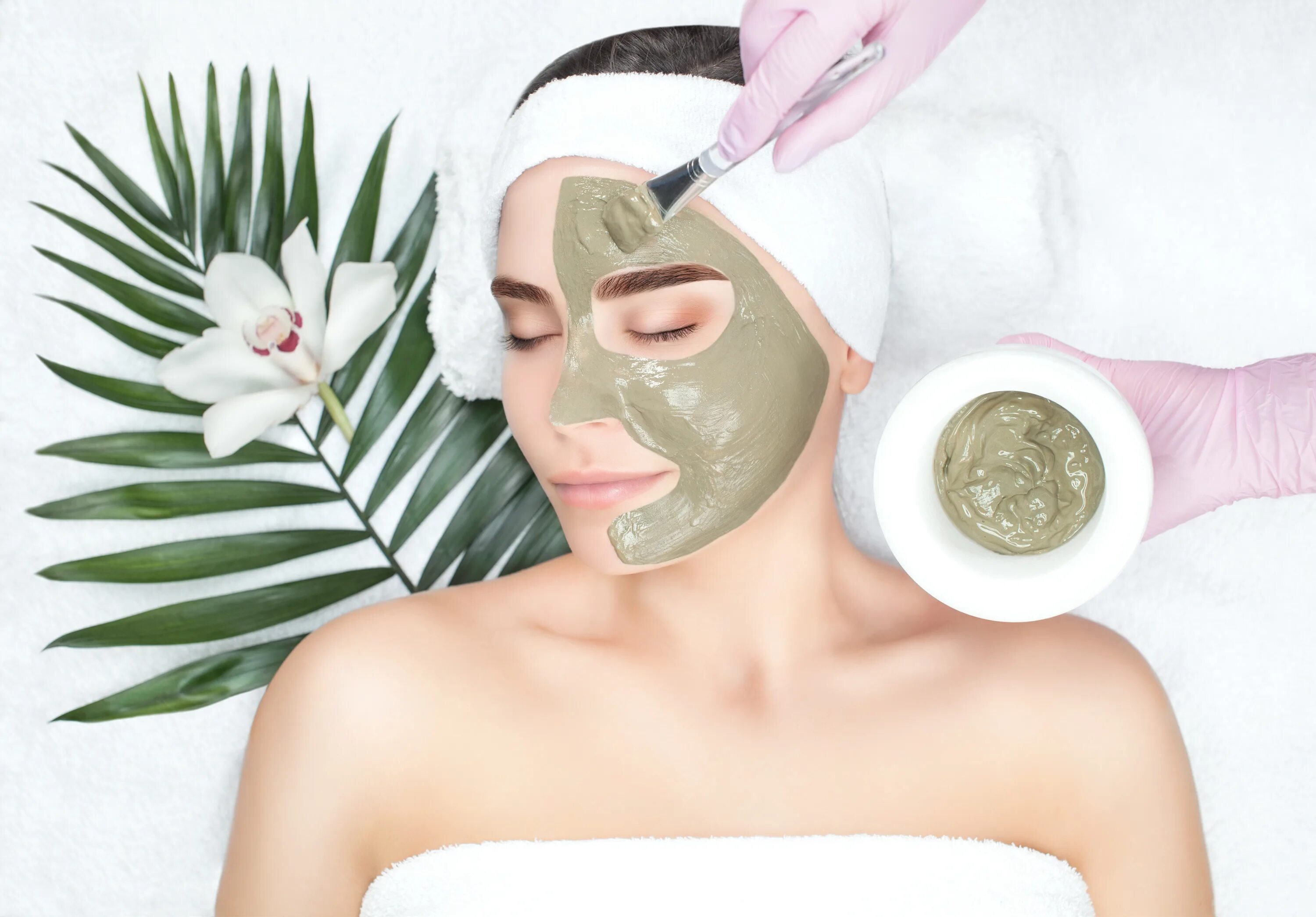 Mask spa. Маска для лица косметология. Маска для лица в салоне. Красивые маски для лица. Маска для лица спа.