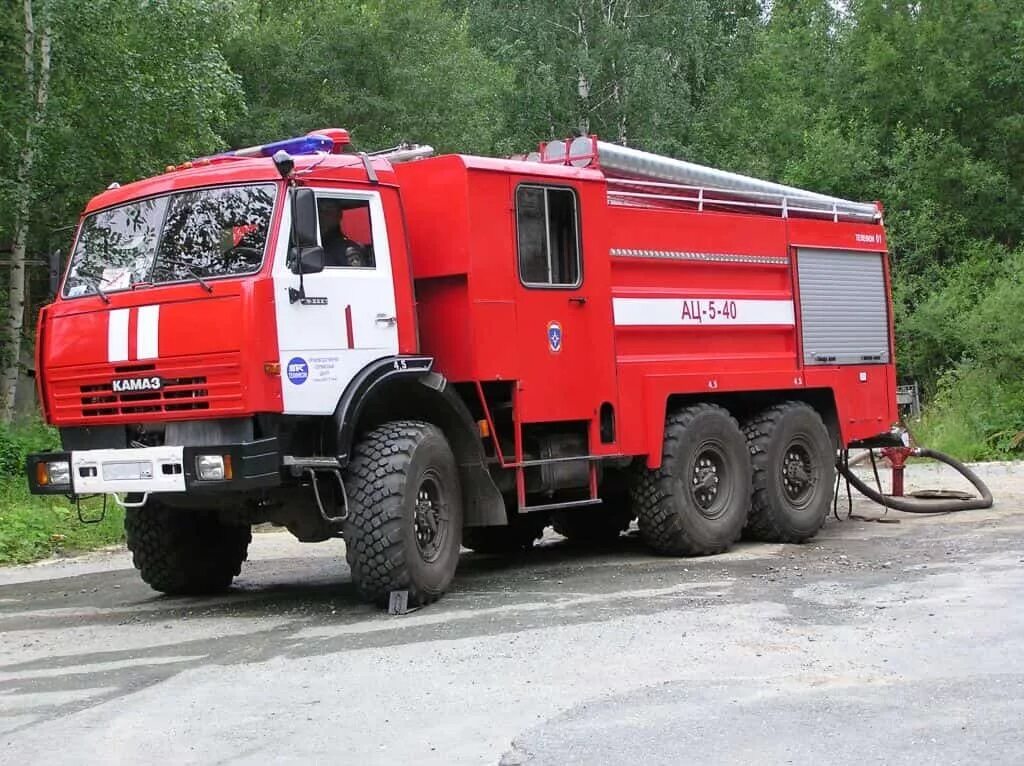 Специальный пожарно технический автомобиль. АЦ-5-40 КАМАЗ-43114. АЦ 5,0-40 КАМАЗ 43114. Пожарный КАМАЗ 43114. Пожарный КАМАЗ 43114 АЦ 5-40.