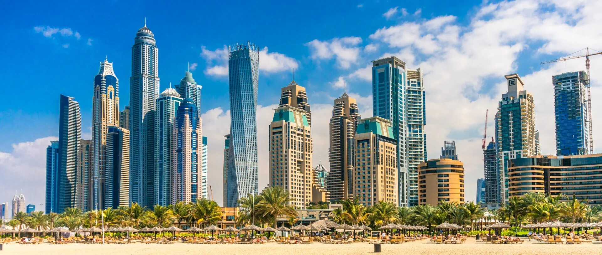Зарегистрироваться дубай. Лето в Дубае. Недвижимость в Дубае. Недвижимость Дубая фон. Персидский залив Дубай фото.