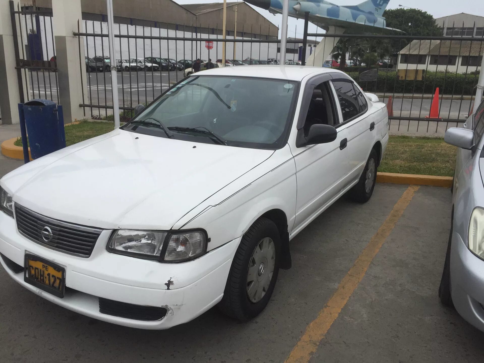 Ниссан санни иркутск. Ниссан Санни в15. Ниссан Санни 2002-2003. Nissan Sunny 2003. Ниссан Санни 2002.